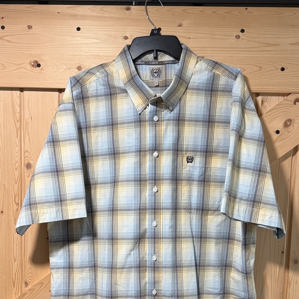 Cinch Men's Blue and Yellow Plaid Button Down short sleeve Shirt